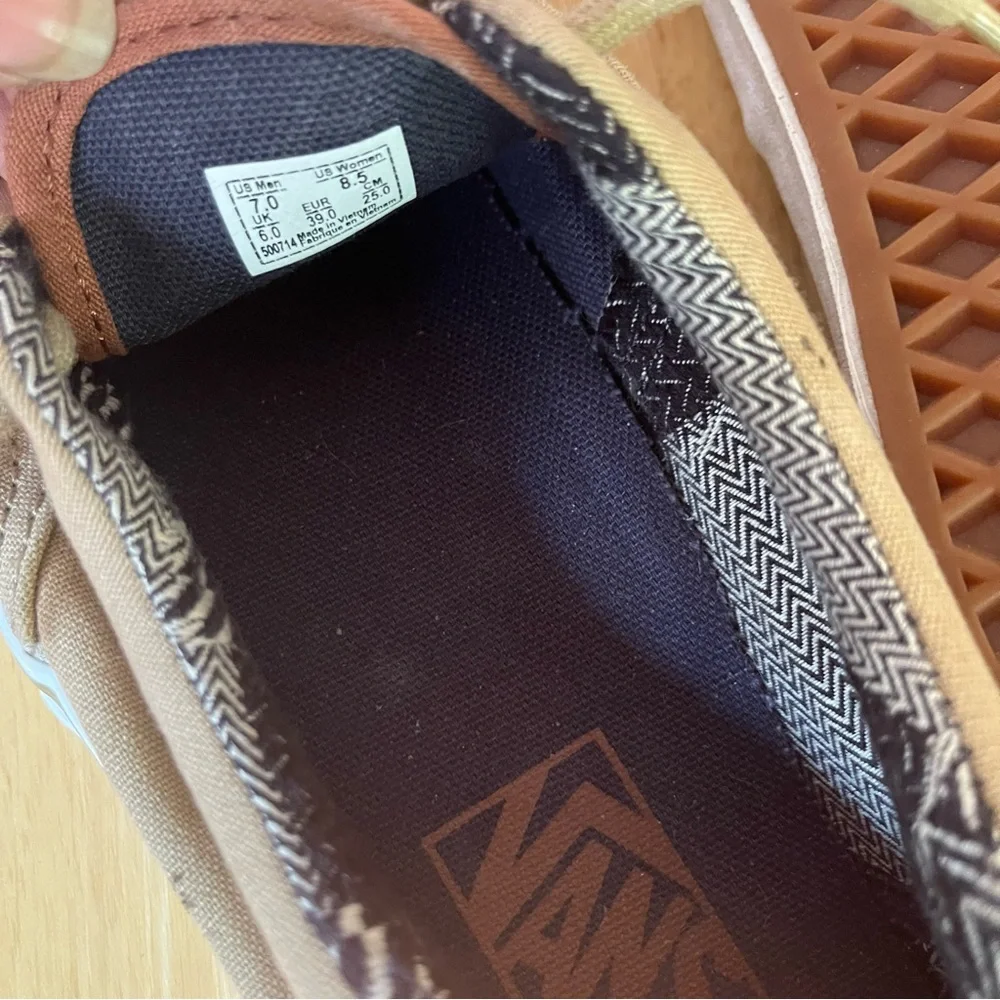 Vans Off The Wall Unisex Sneakers Men 7 Women 8.5‎